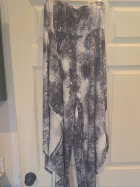 Women's Gray Marble Print Draped Pants. Flattering fit.